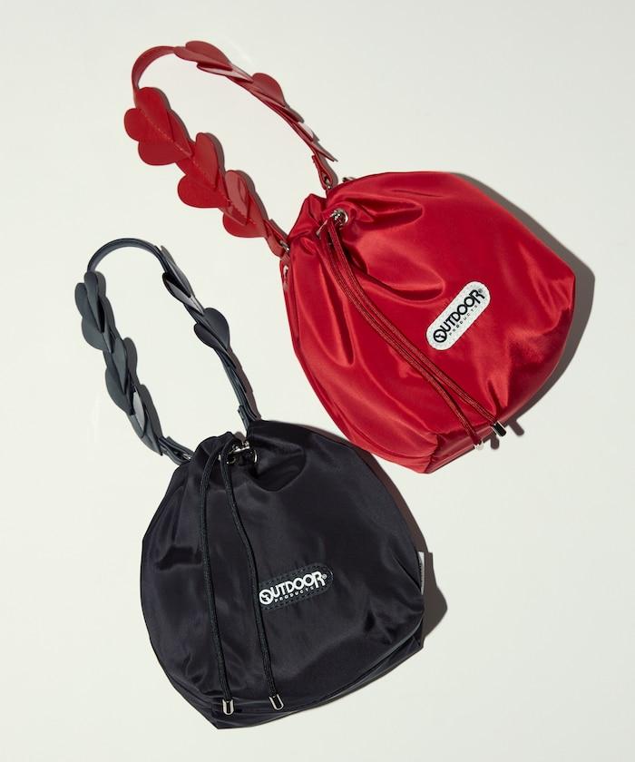 x BASICKS HEART HANDLE BAG