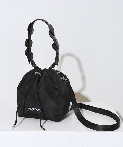 x BASICKS HEART HANDLE BAG