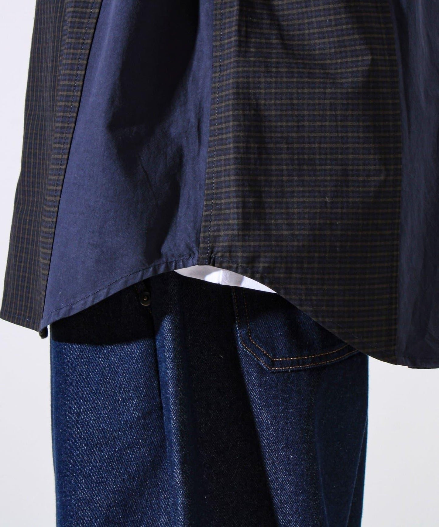 【純色×圖案趣味設計】時尚拼接長袖襯衫