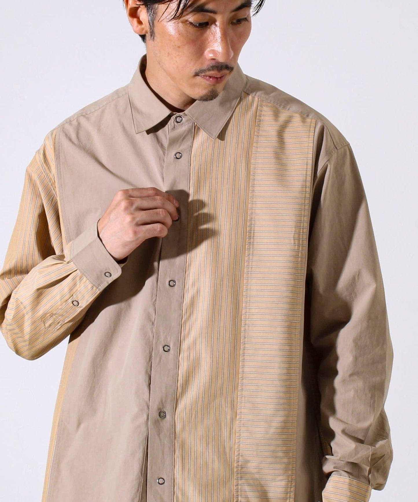 【純色×圖案趣味設計】時尚拼接長袖襯衫