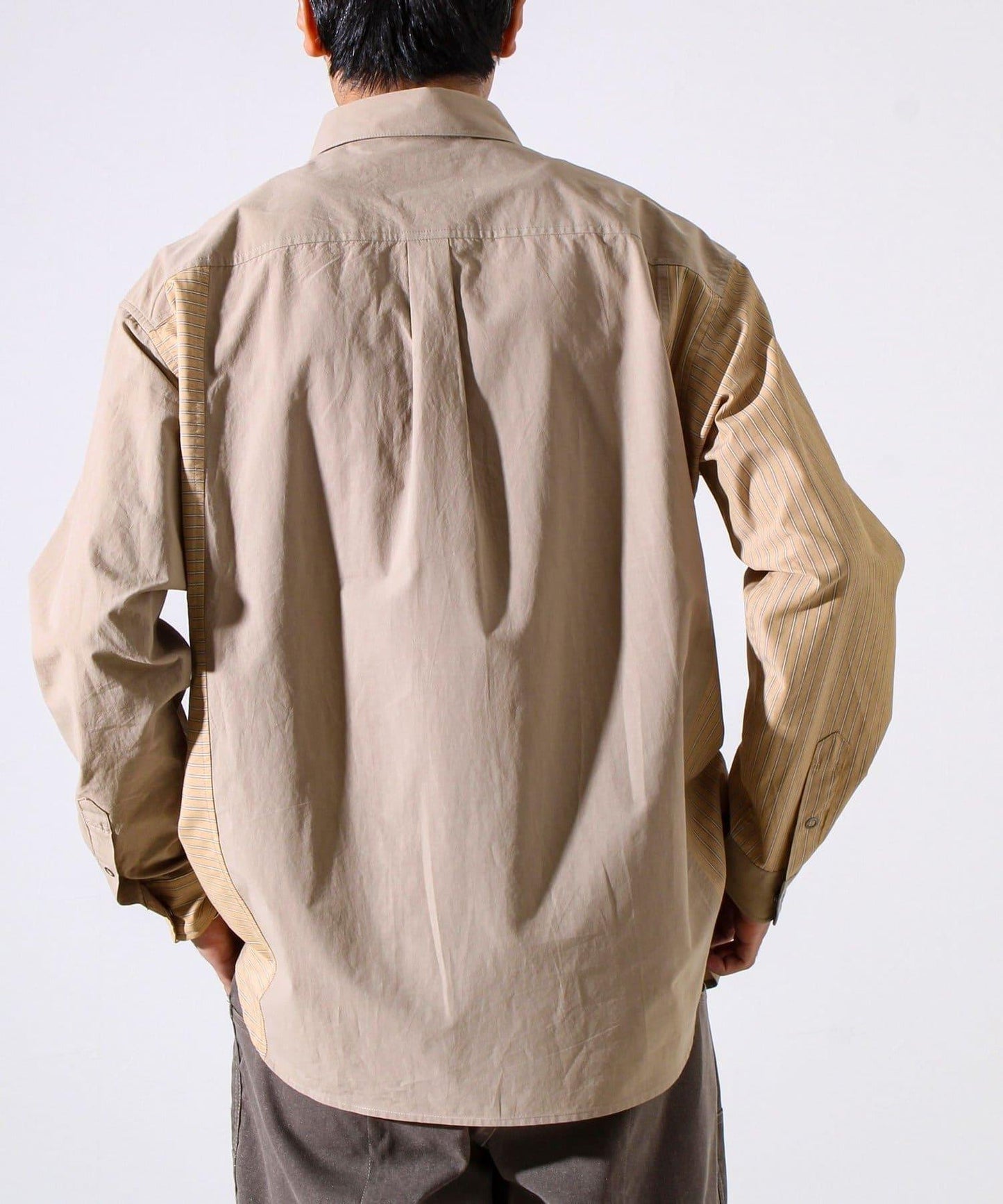 【純色×圖案趣味設計】時尚拼接長袖襯衫