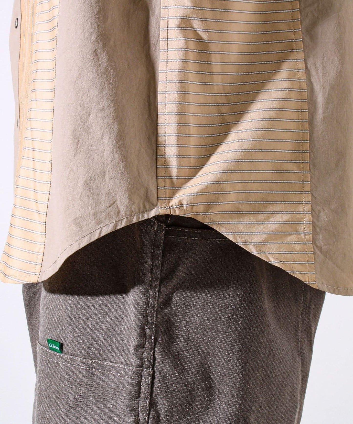 【純色×圖案趣味設計】時尚拼接長袖襯衫