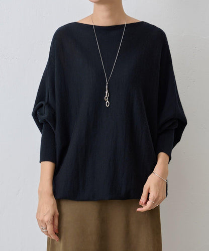 羊毛蝙蝠袖針織衫