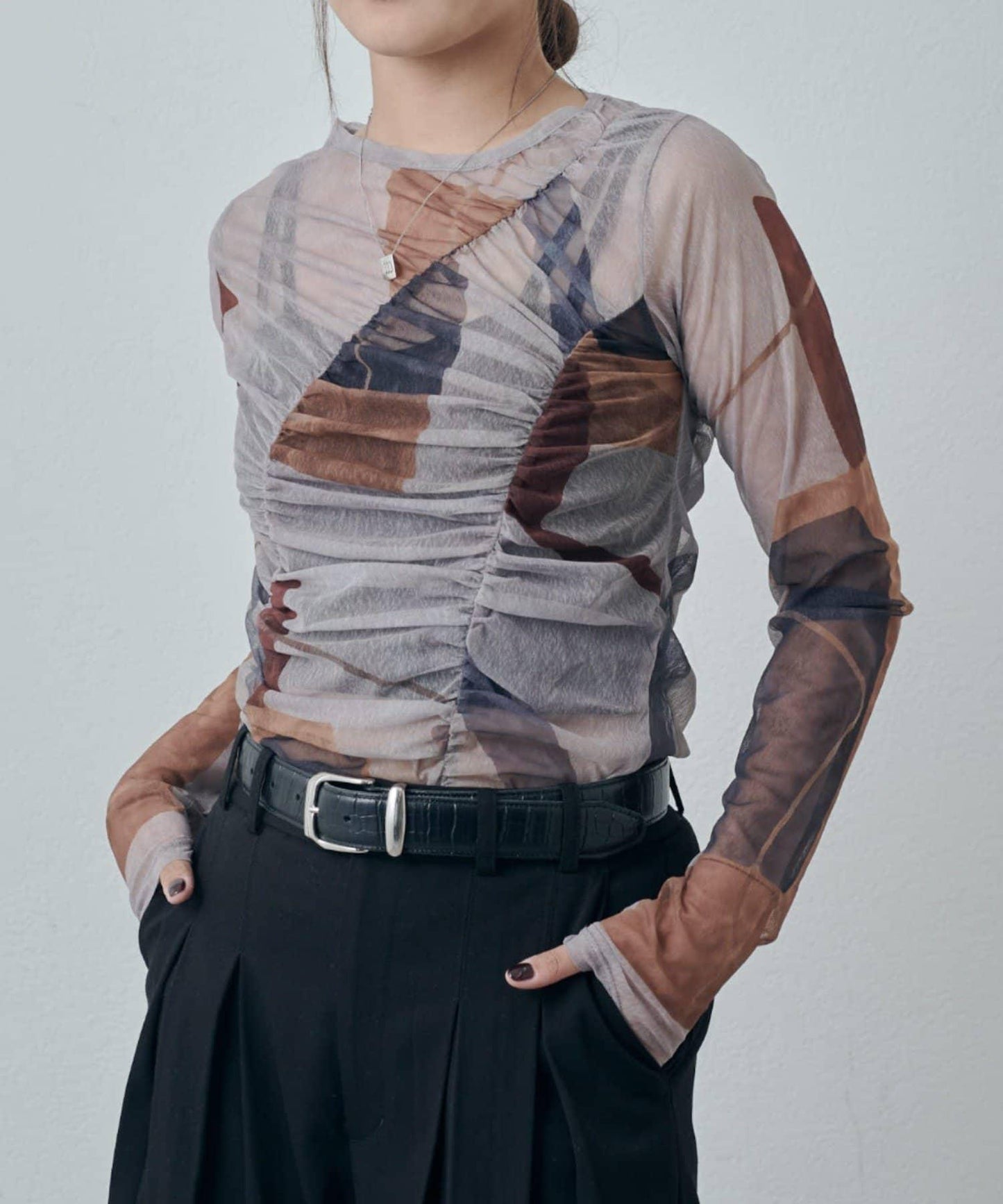 微透感印花長袖T恤