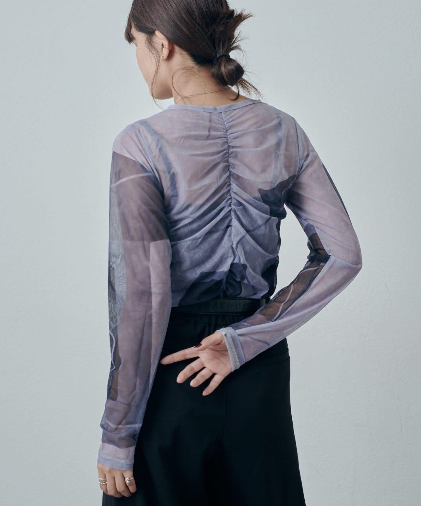 微透感印花長袖T恤