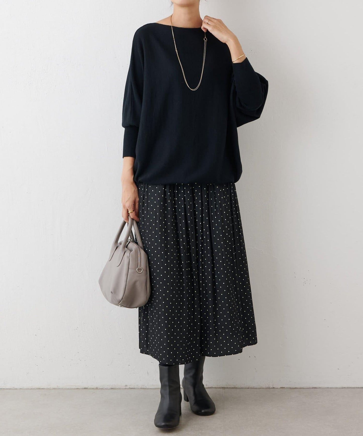 羊毛蝙蝠袖針織衫