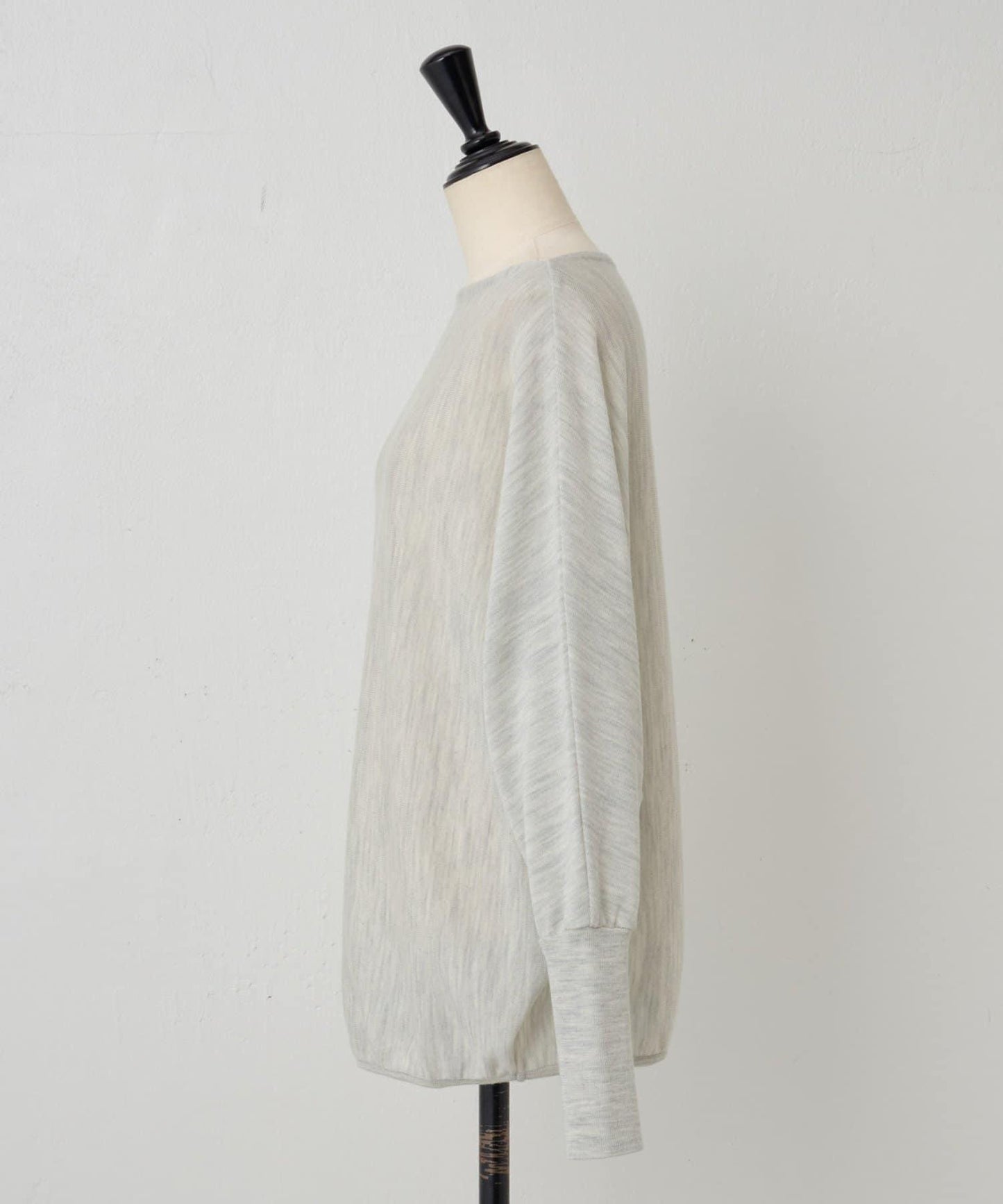 羊毛蝙蝠袖針織衫