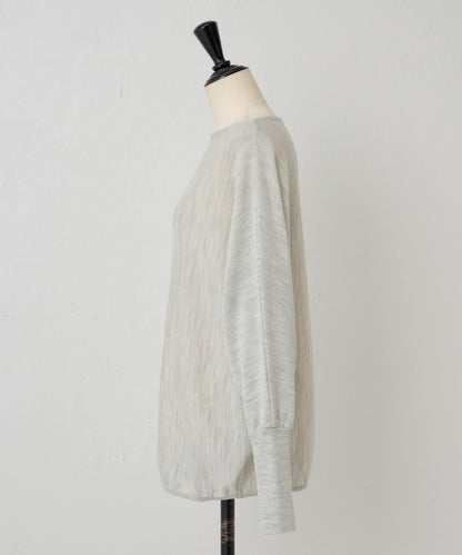 羊毛蝙蝠袖針織衫