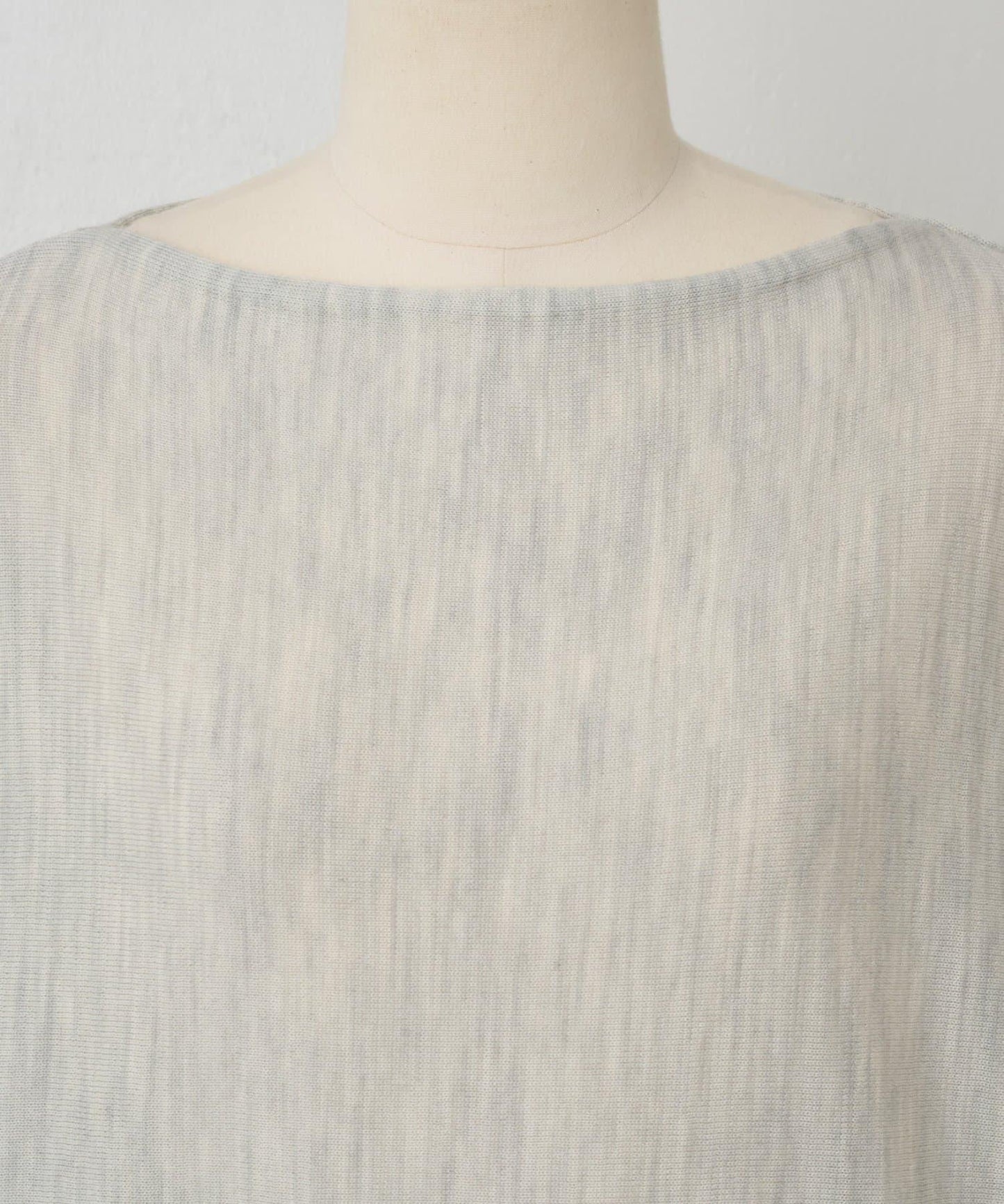 羊毛蝙蝠袖針織衫