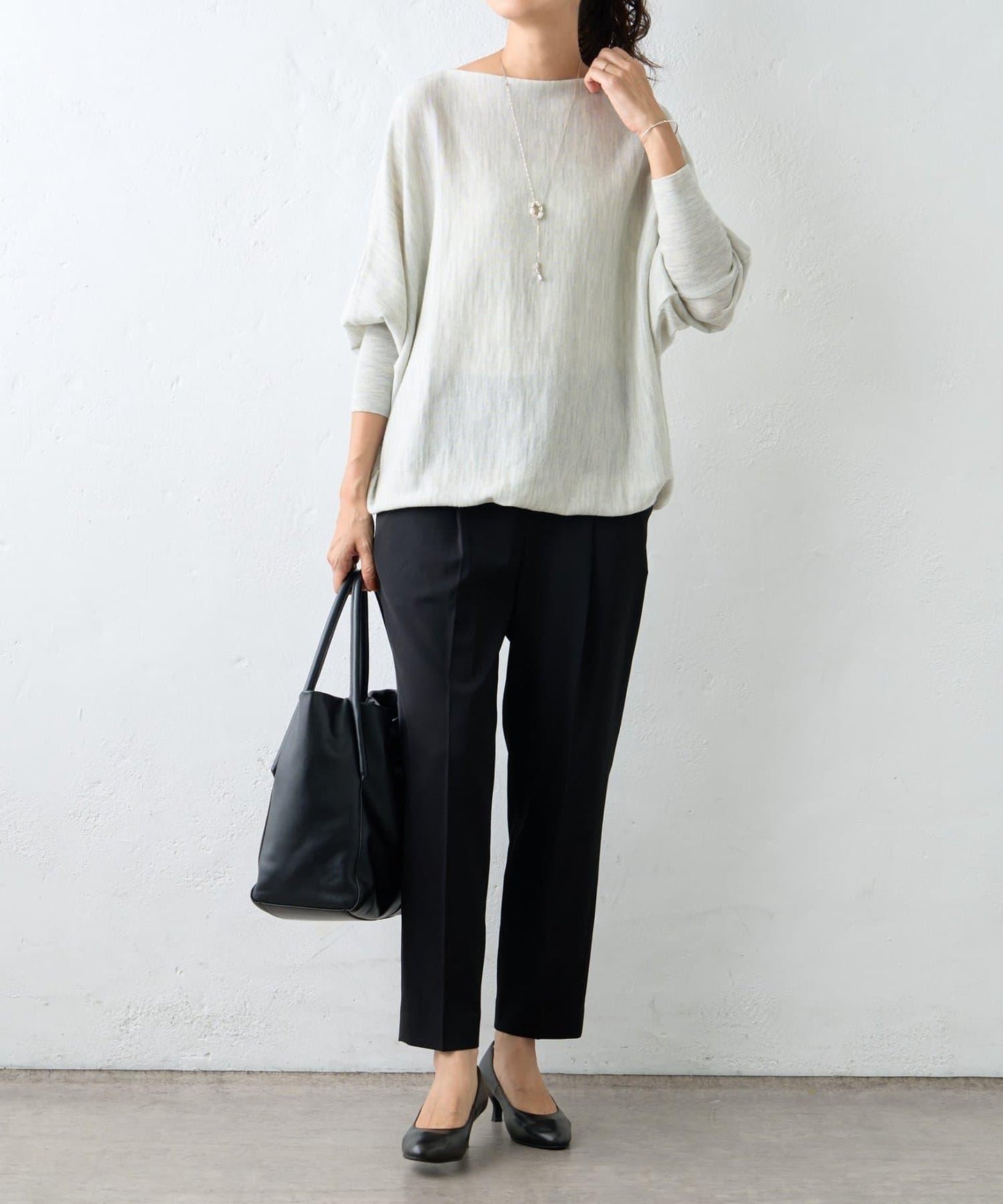 羊毛蝙蝠袖針織衫