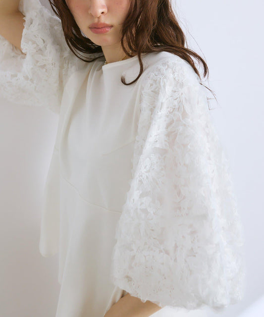 【La boutique BonBon】袖部蓬鬆蕾絲拼接上衣