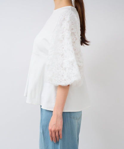 【La boutique BonBon】袖部蓬鬆蕾絲拼接上衣