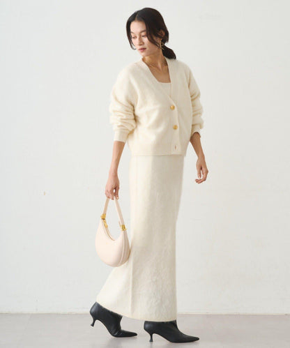 毛絨短款針織開衫