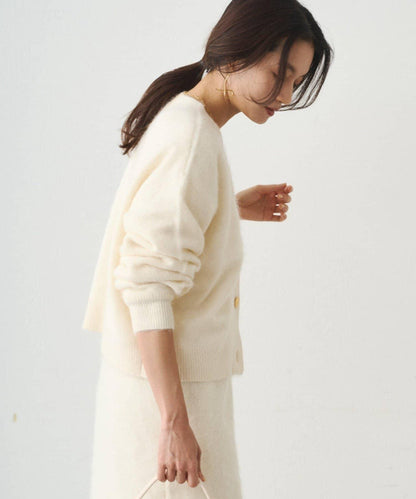 毛絨短款針織開衫