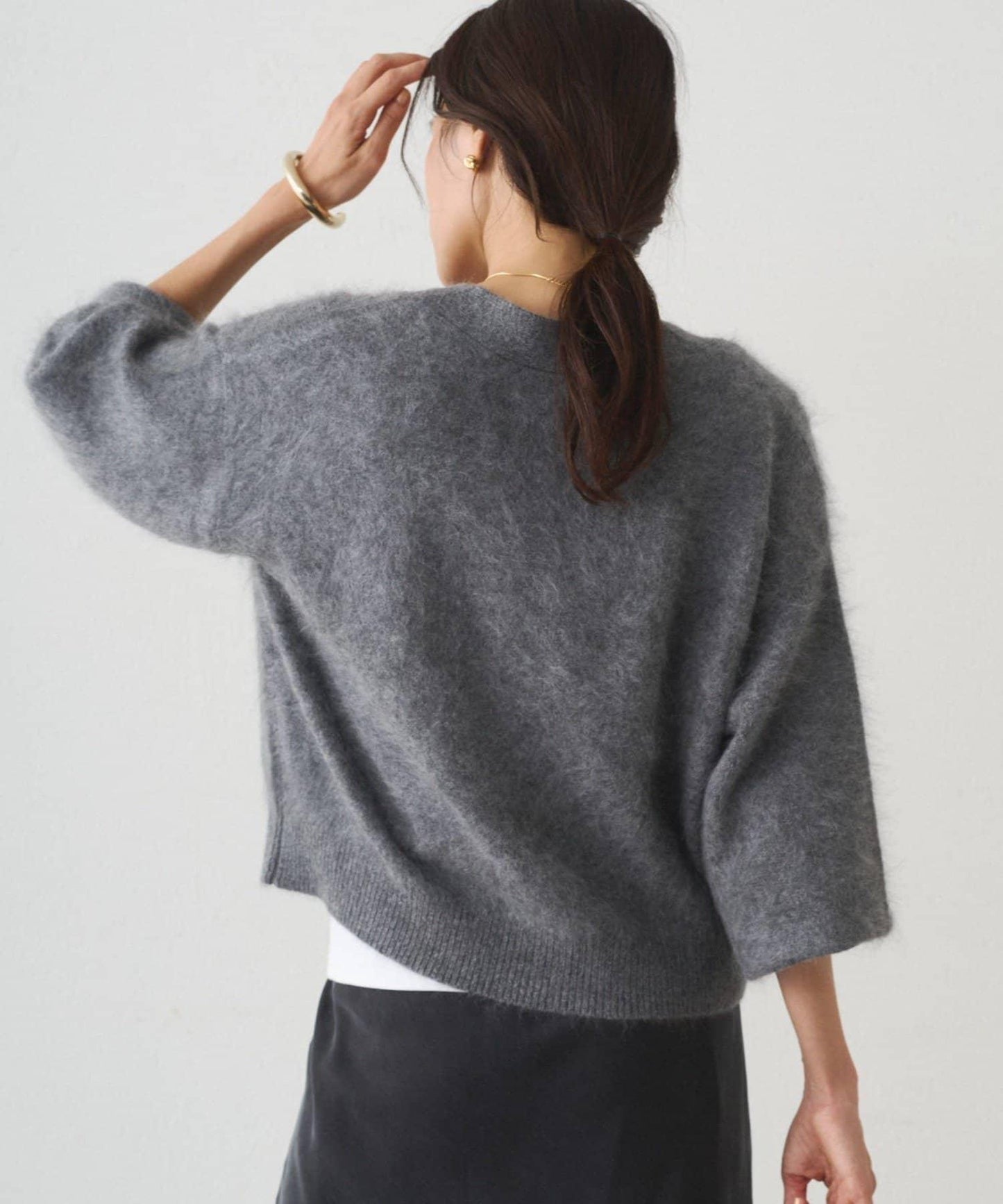 毛絨短款針織開衫