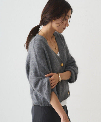 毛絨短款針織開衫