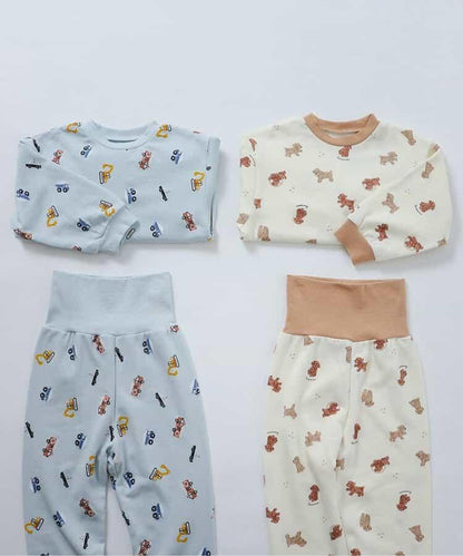 貴賓犬與汽車圖案衛衣睡衣