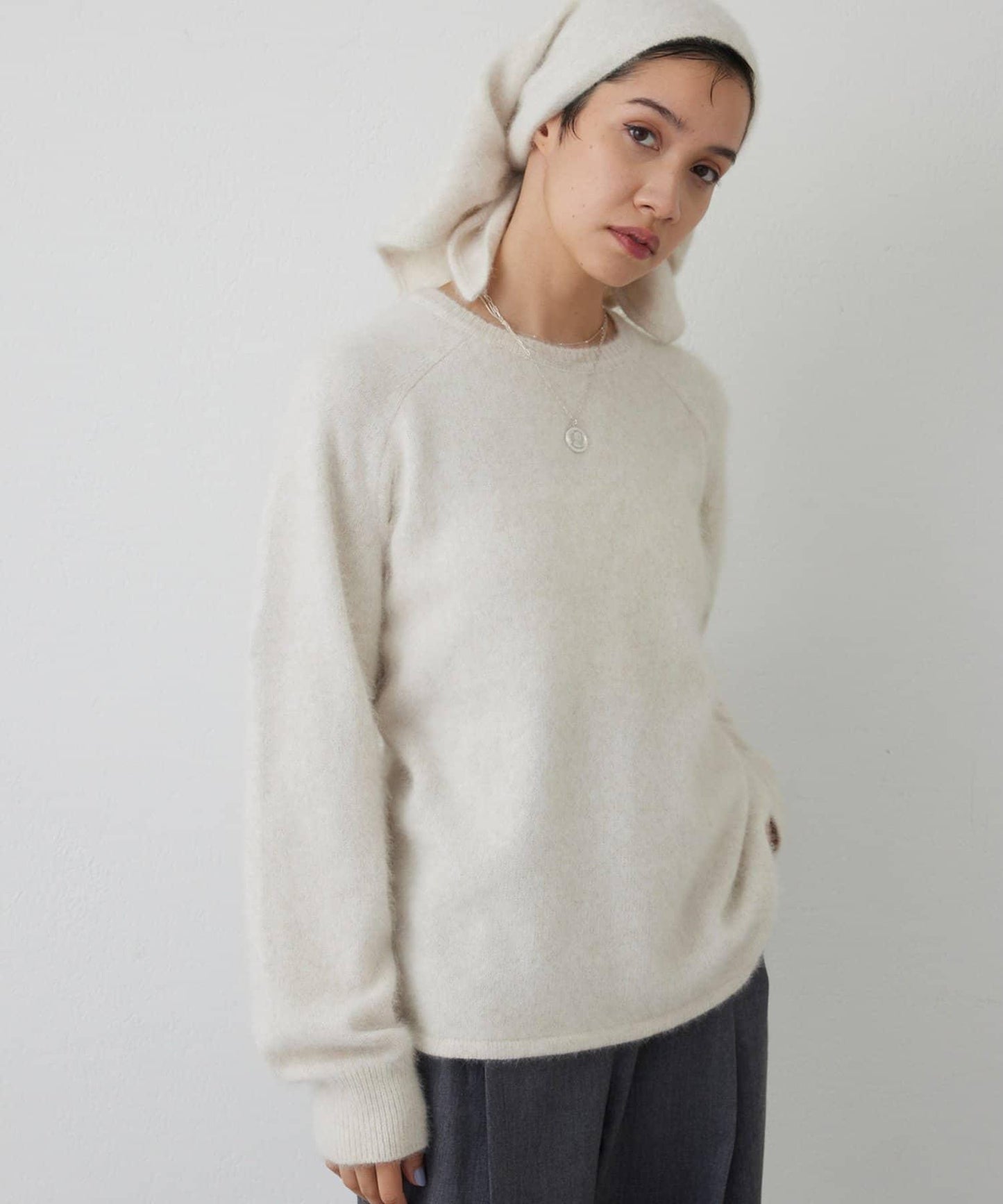 【THE PAUSE】仿毛針織圍巾套裝套頭衫