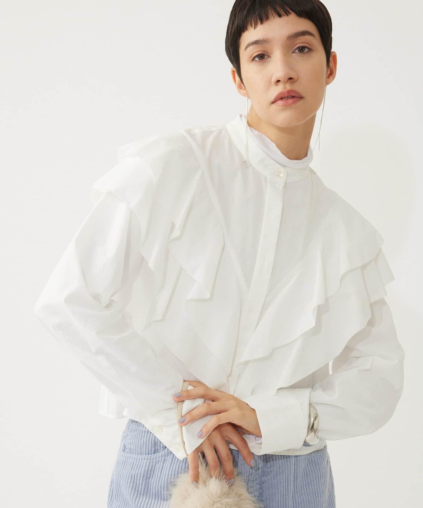 【THE PAUSE】荷葉邊短款襯衫