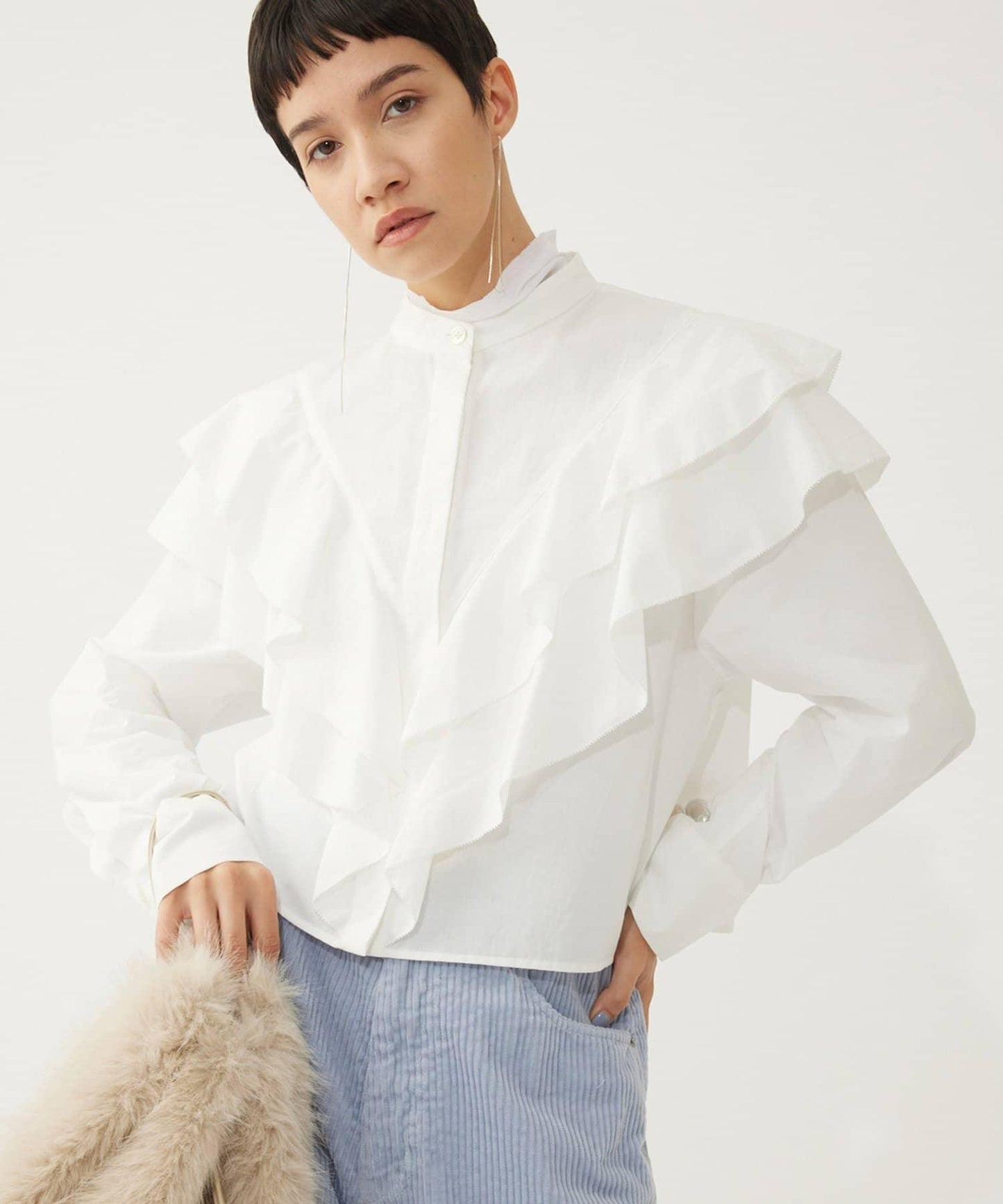 【THE PAUSE】荷葉邊短款襯衫