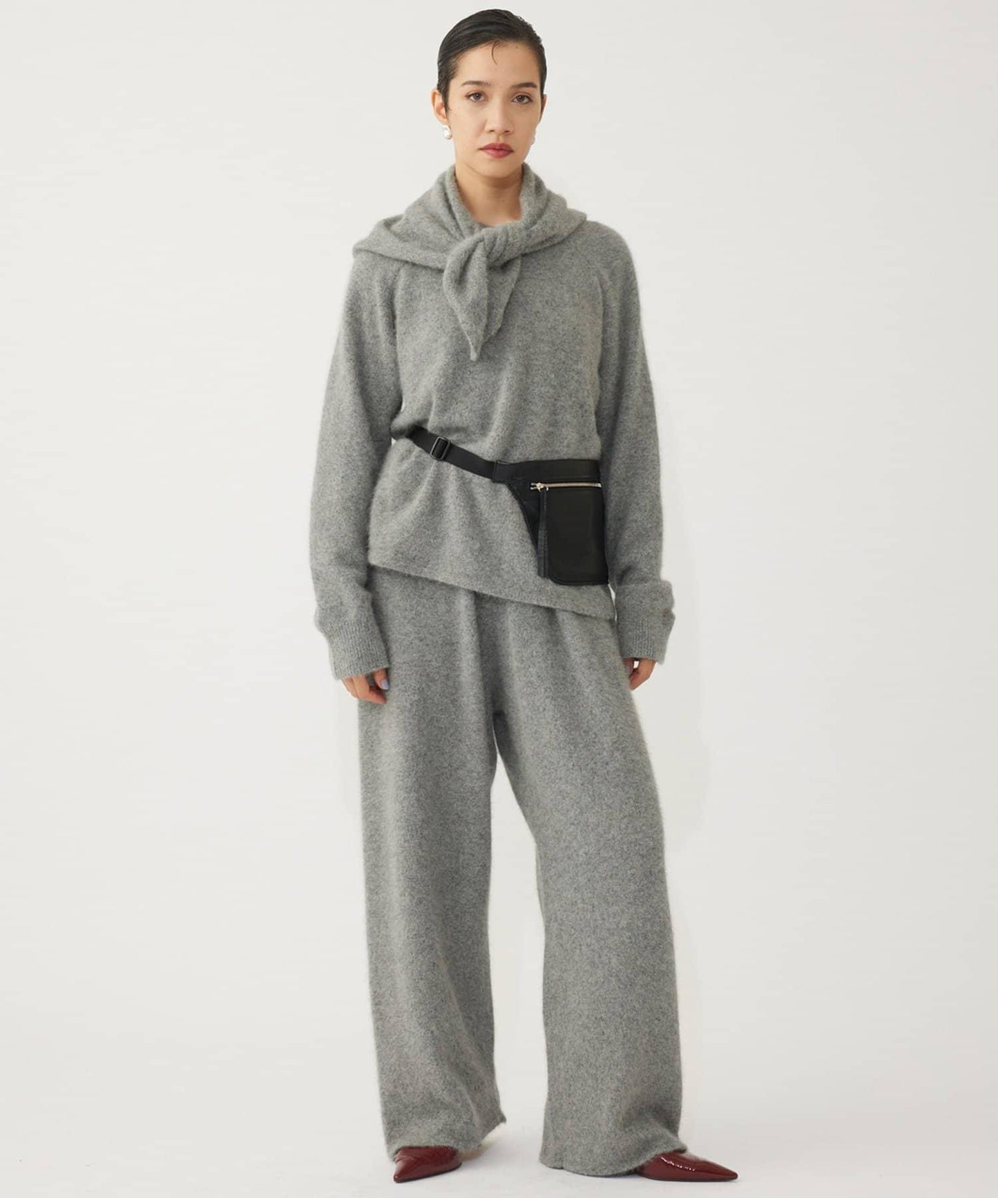 【THE PAUSE】仿毛針織圍巾套裝套頭衫