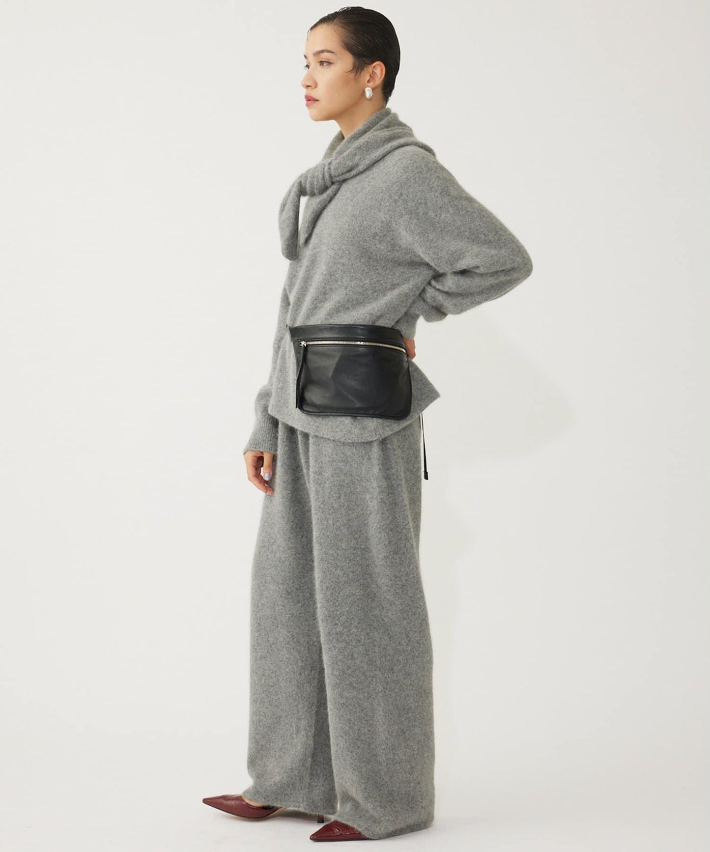 【THE PAUSE】仿毛針織圍巾套裝套頭衫