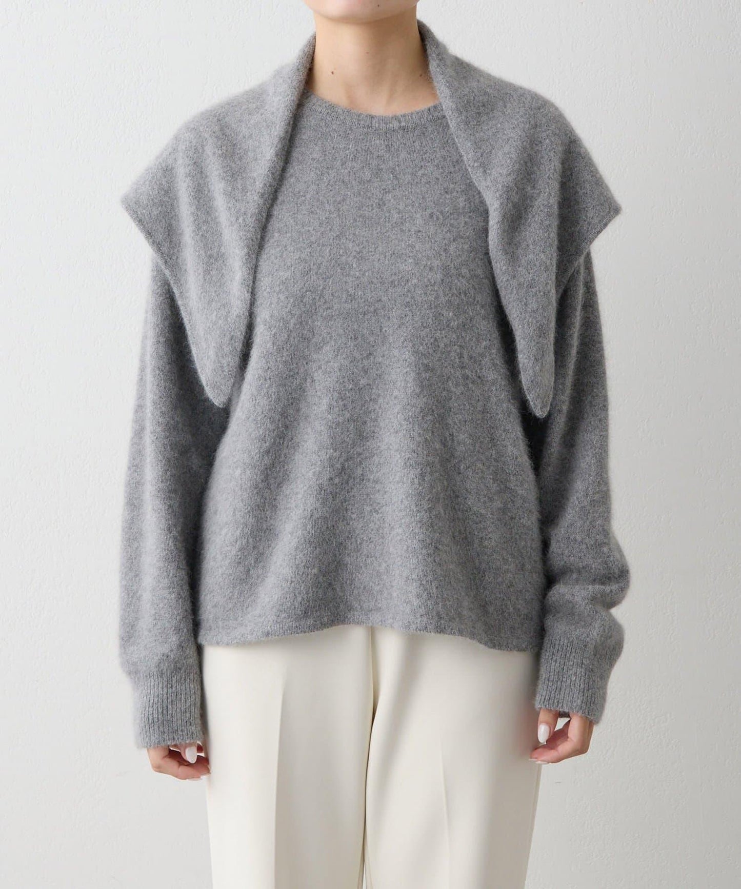 【THE PAUSE】仿毛針織圍巾套裝套頭衫