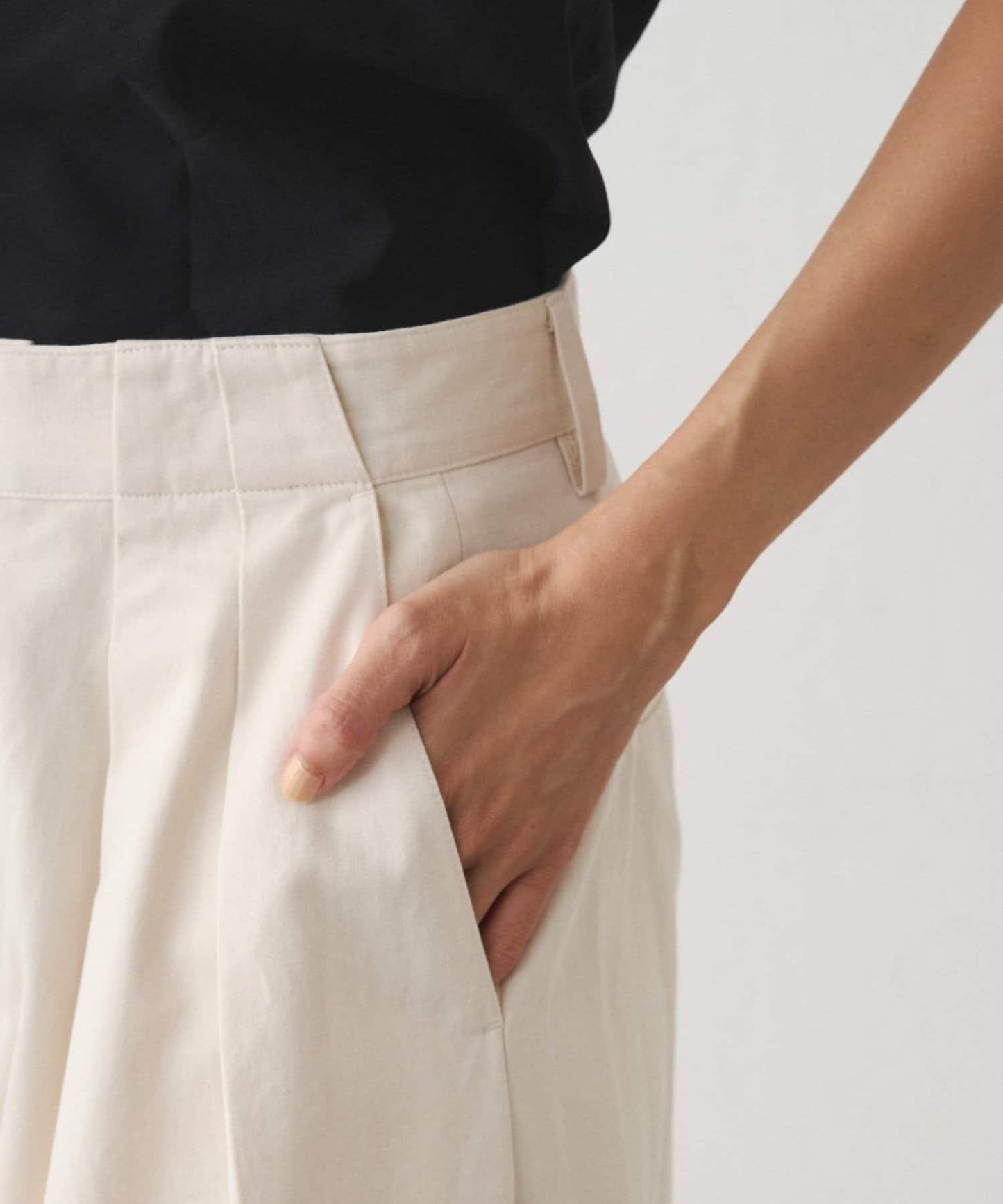 休閒腰帶褶皺長褲