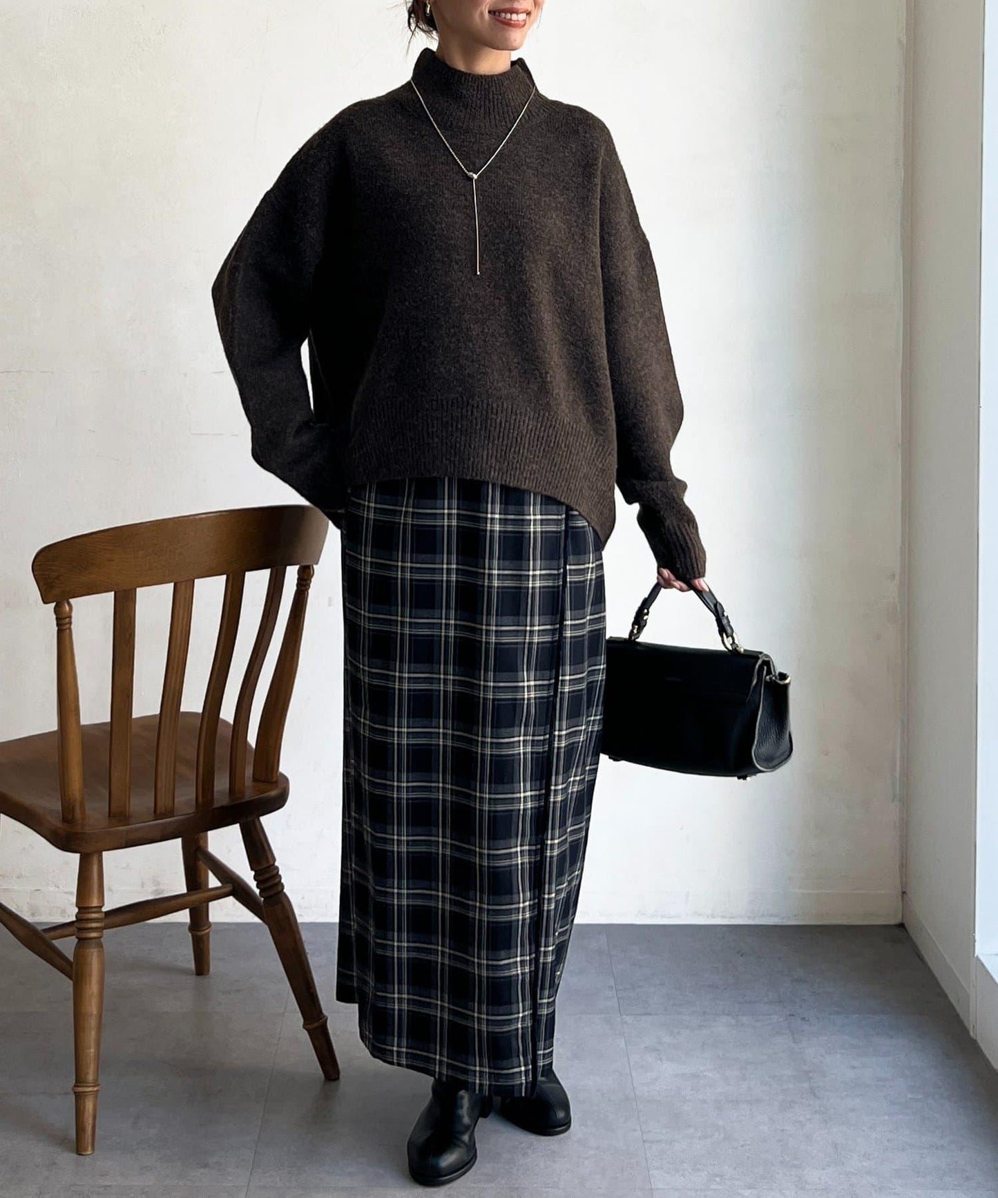 後開叉高領針織套頭衫