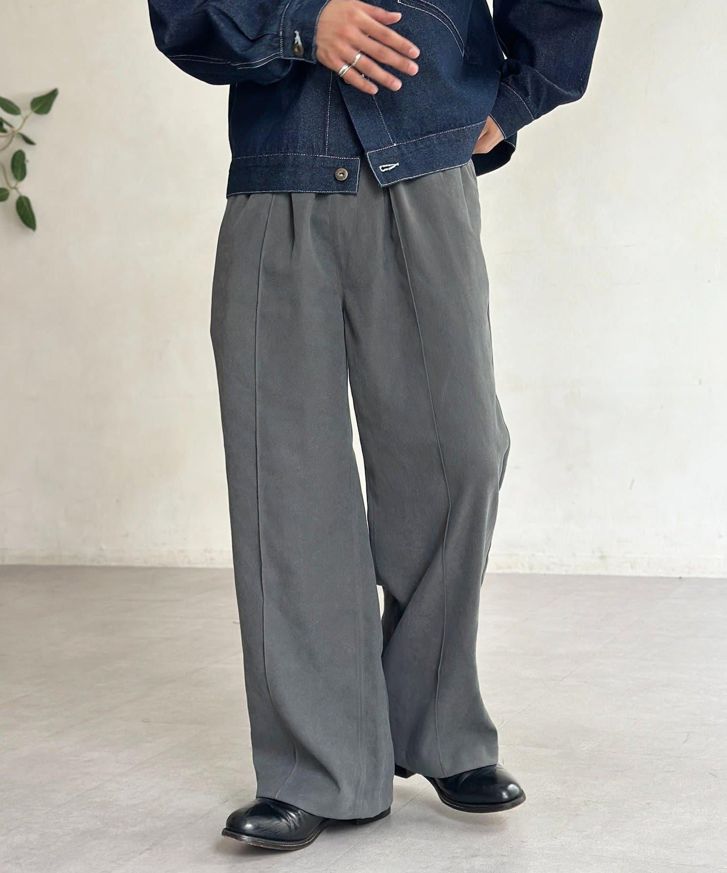 磨毛斜紋褶皺休閒褲