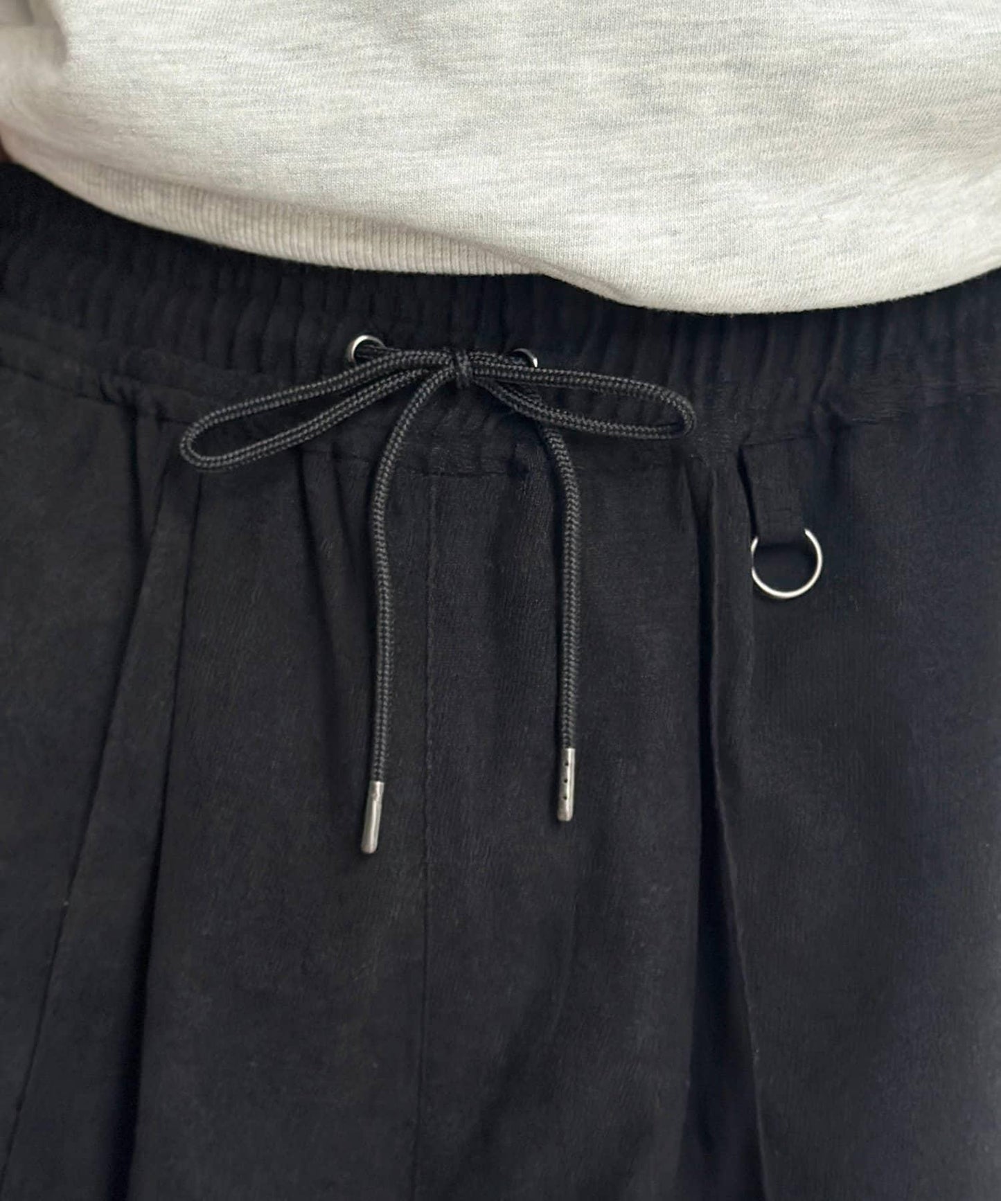 磨毛斜紋褶皺休閒褲