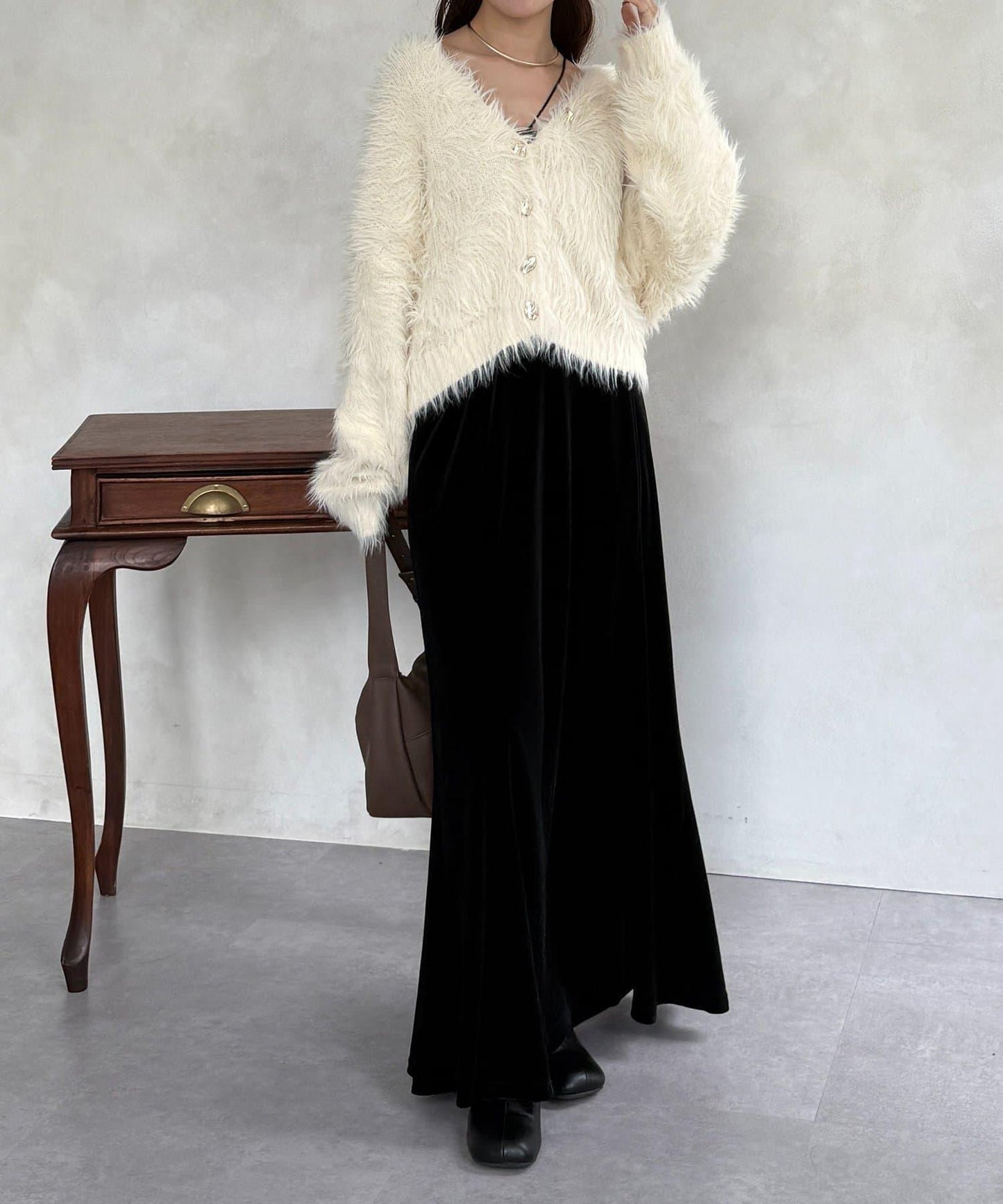 微妙紐扣蓬鬆長絨開衫