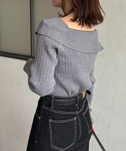 一字肩風格方領羅紋針織衫