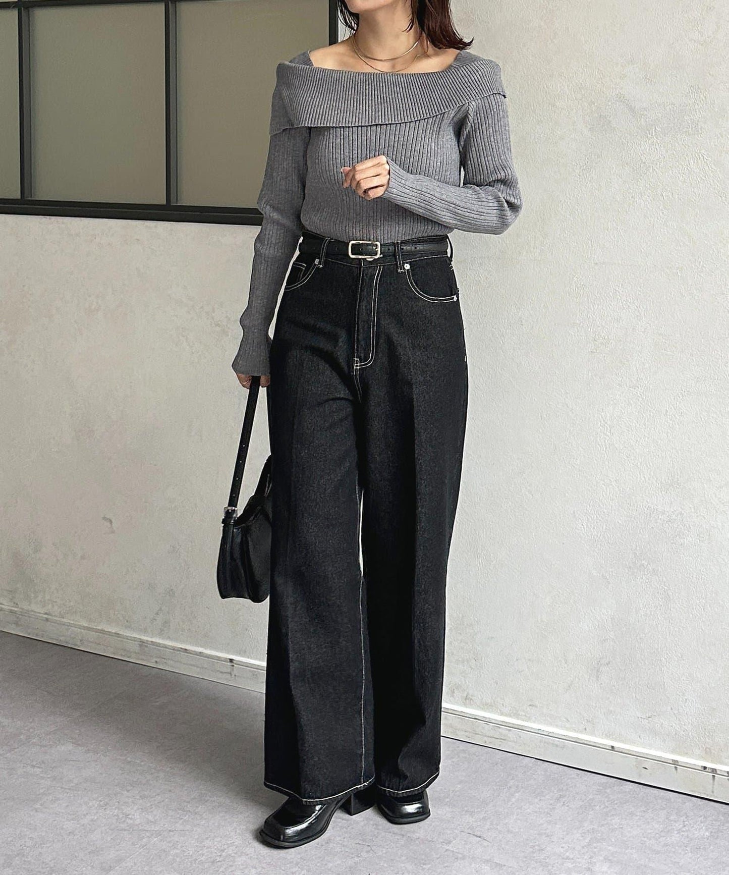 一字肩風格方領羅紋針織衫