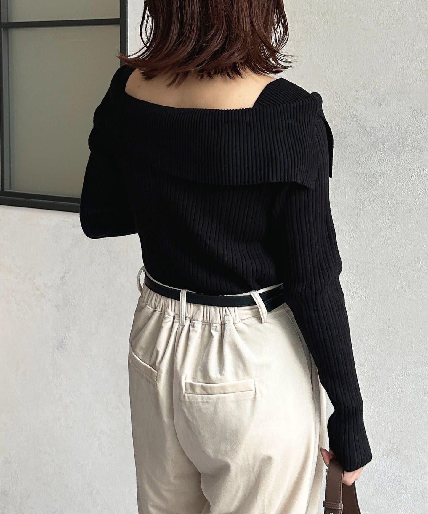 一字肩風格方領羅紋針織衫