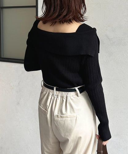 一字肩風格方領羅紋針織衫