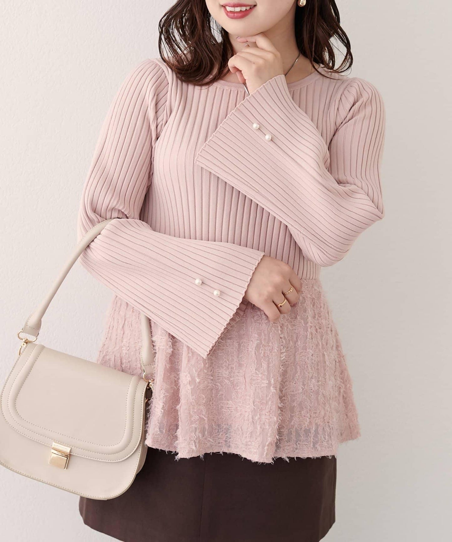 〈canami〉針織拼接流蘇荷葉邊上衣