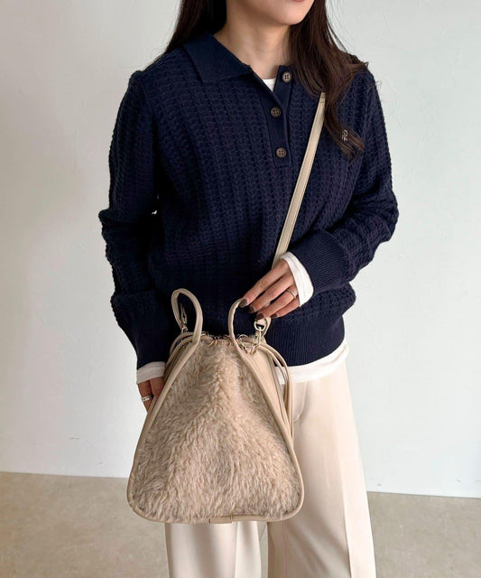 異材質毛絨三角包