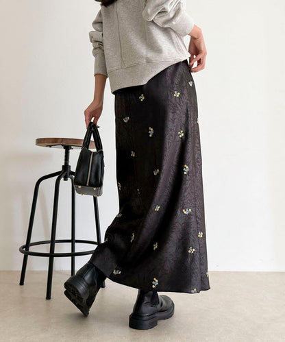 緞面花卉刺繡半身裙