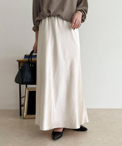 絲滑厚重緞面半身裙