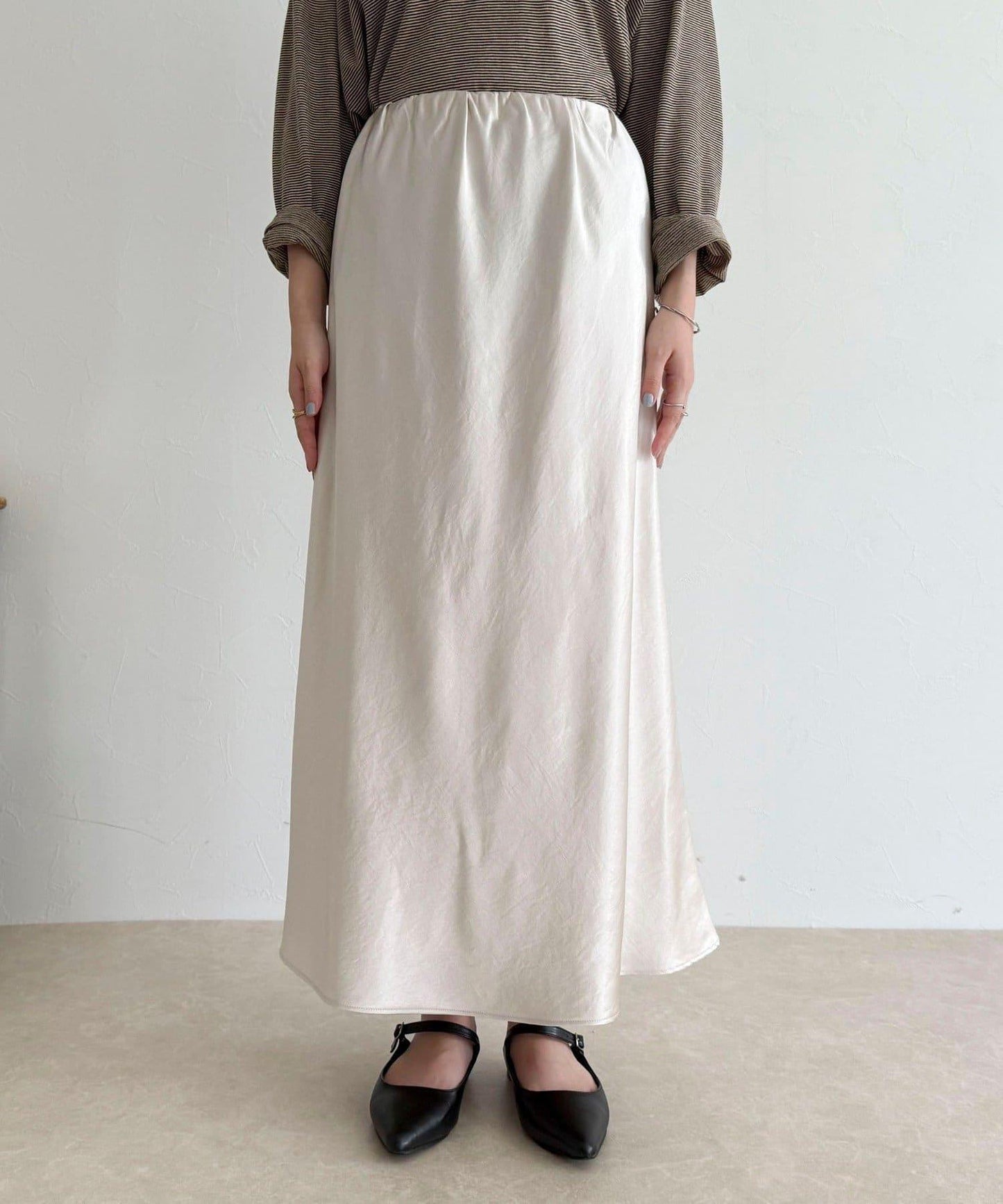 絲滑厚重緞面半身裙