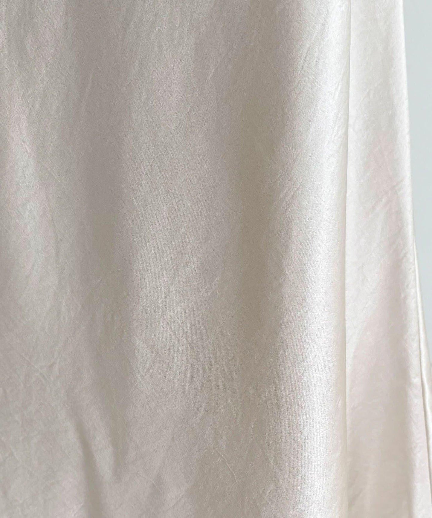 絲滑厚重緞面半身裙