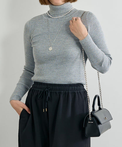 低調時尚亮片高領衫