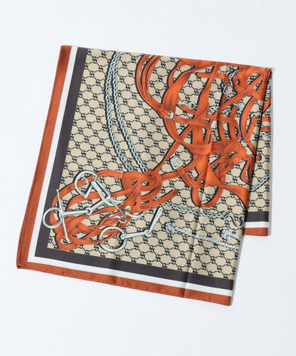 造型點睛之選 腰帶圖案雙面圍巾