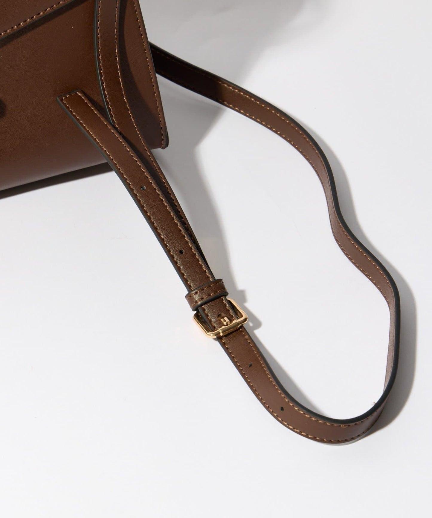 扭扣金屬單手柄波士頓包