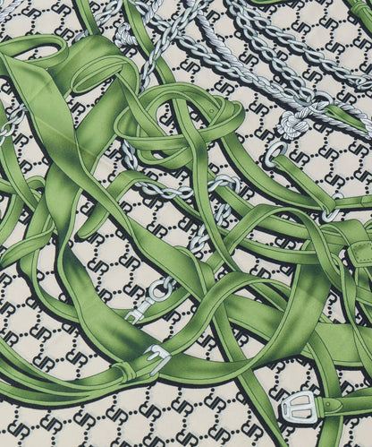 造型點睛之選 腰帶圖案雙面圍巾