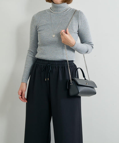 低調時尚亮片高領衫