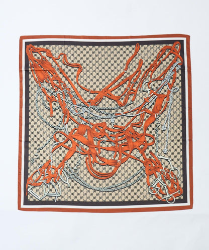 造型點睛之選 腰帶圖案雙面圍巾