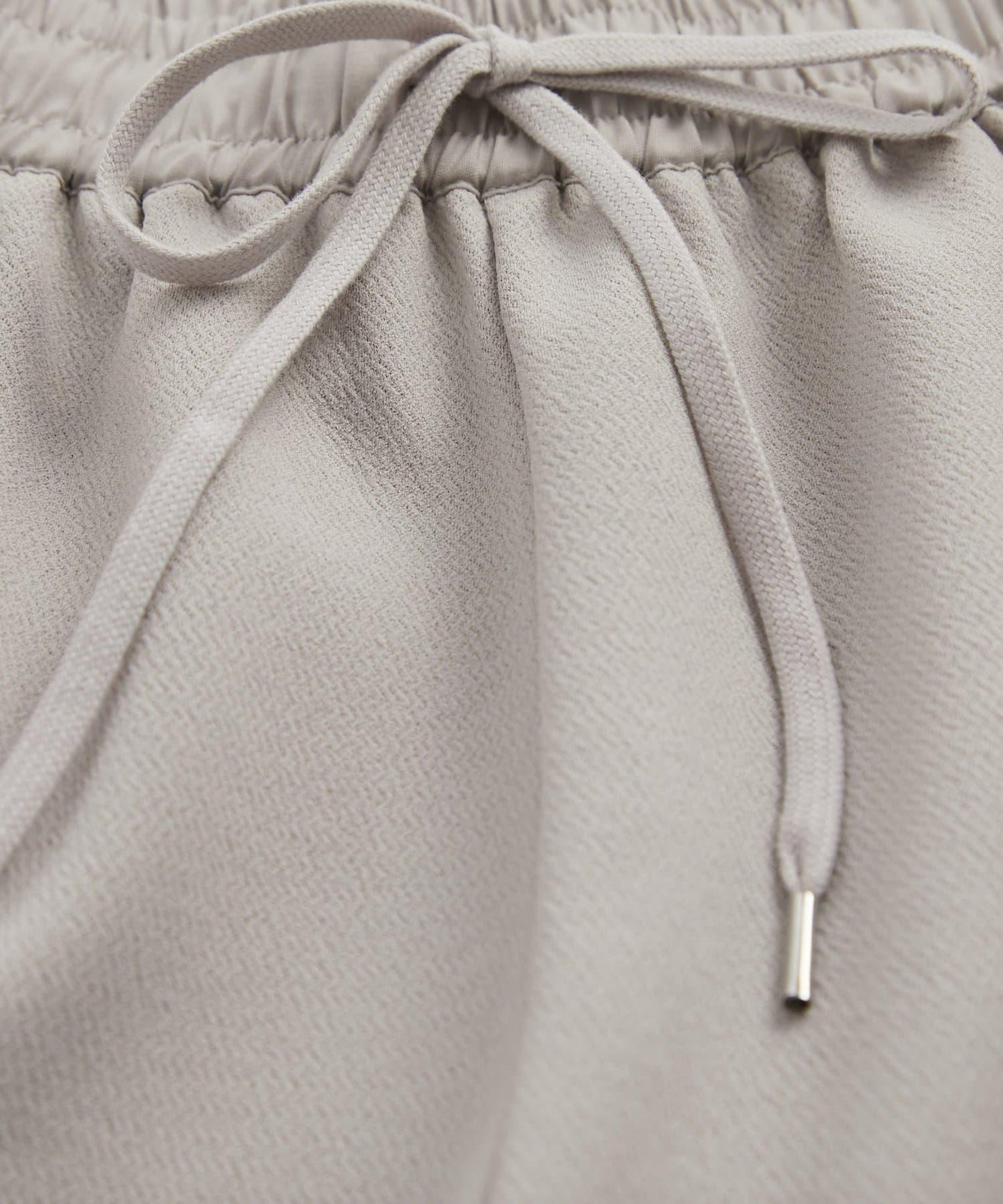 《オンオフ選ばず活躍》桑蠶絲雪紡弧形裁剪長褲