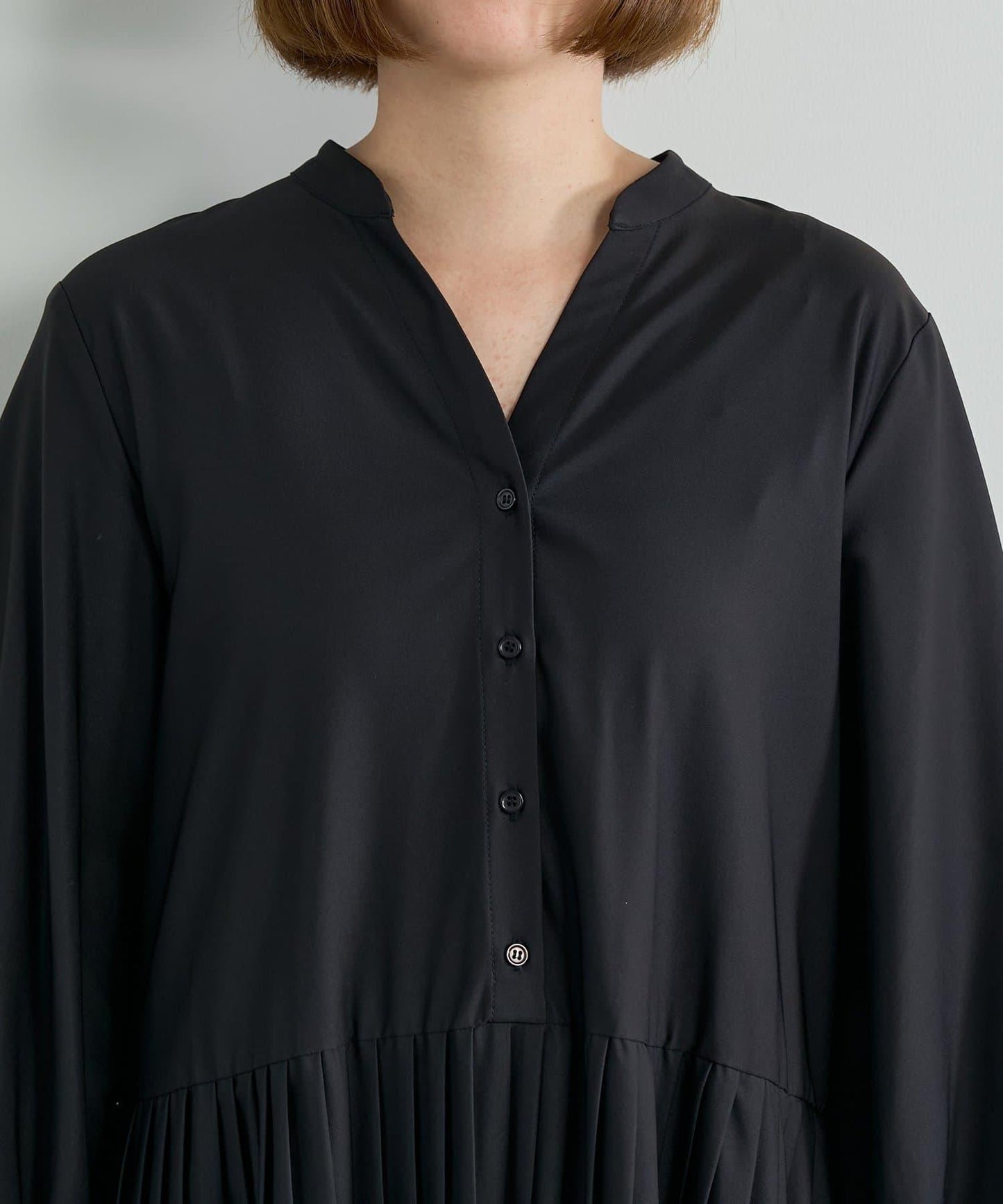 《シック&エレガントに》高腰拼接百褶連衣裙